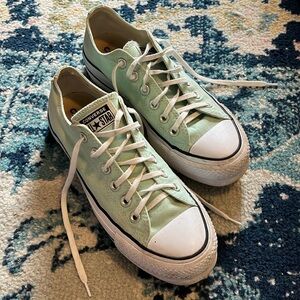 Women’s Platform Converse